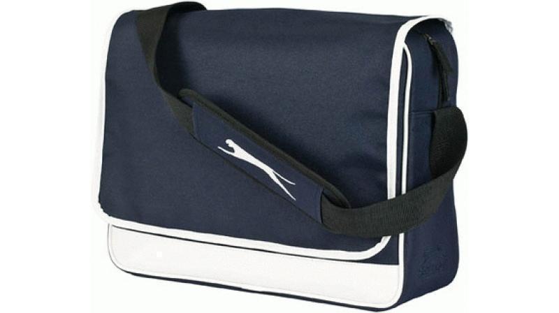 Slazenger Dispatch Bag