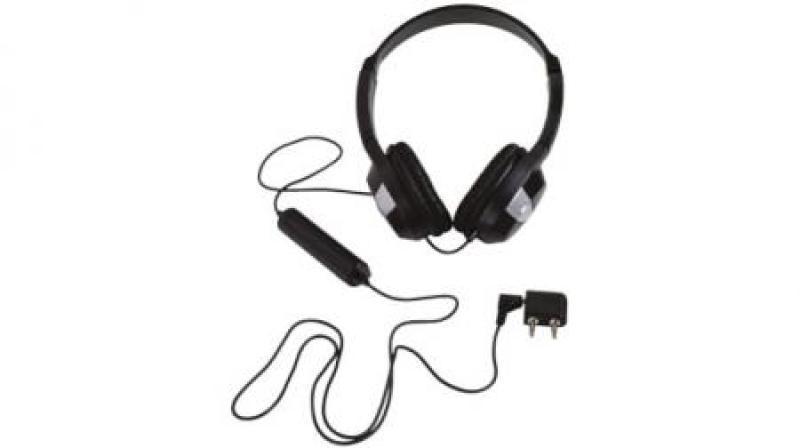 HEADPHONE IN POUCH – Noise reduction headphones in pouch